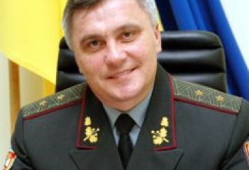 ДОРОГІ НОВОГРАД-ВОЛИНЦІ! ТОВАРИШІ ОФІЦЕРИ, ПРАПОРЩИКИ, СЕРЖАНТИ ТА СОЛДАТИ, ПРАЦІВНИКИ ЗБРОЙНИХ СИЛ УКРАЇНИ! ШАНОВНІ ВЕТЕРАНИ ВІЙНИ ТА ВІЙСЬКОВОЇ СЛУЖБИ! ДОРОГІ БОЙОВІ ДРУЗІ!