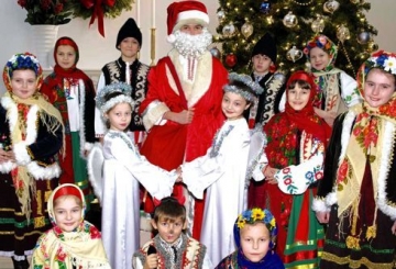 ПІД ПОДУШКУ ЗАЗИРАЙ — ПОДАРУНОЧКИ ВИЙМАЙ!