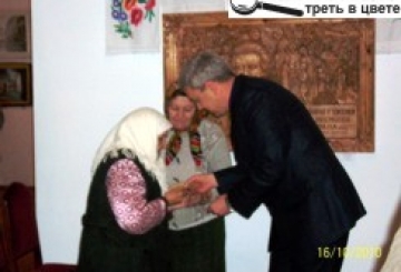 ЗАСЛУГИ МАТЕРІВ-ГЕРОЇНЬ  ДЕРЖАВА ОЦІНИЛА У 9410 ГРИВЕНЬ. І… ЖОДНИХ ПІЛЬГ