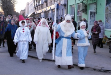 У НОВИЙ РІК — ІЗ РАДІСНИМИ ПОСМІШКАМИ!