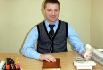 ОЛЕКСАНДР ГАРБОВСЬКИЙ ОБІЦЯЄ ЗРОБИТИ... 8 БЕРЕЗНЯ