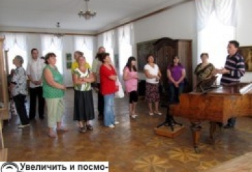 ПІШІ ПОХОДИ ПРОДОВЖУЮТЬСЯ...