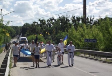 Українська команда міжнародної естафети «Всесвітній біг заради гармонії» завітала до Новограда-Волинського