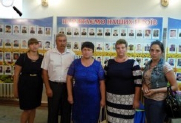 Кажуть: «Героям слава!» А чи усі шанують героїв насправді?