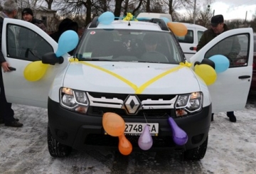 Амбулаторія с.Піщів отримала автомобіль