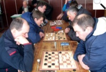 Як у Токареві грали в шашки
