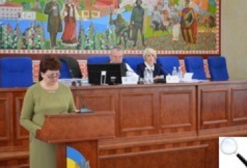 Двадцятьма голосами «за» депутати підвищили розмір премій працівникам виконкому до 150%