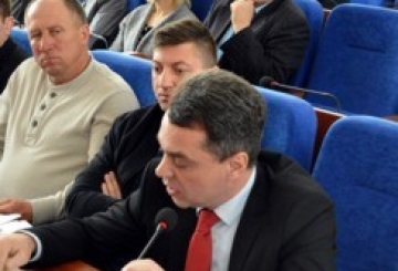 Пам’ятник Тиші, стипендії спортсменам, рокіровка у складі виконкому — усього за півдня депутати ухвалили чимало цікавих рішень