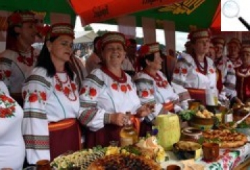 У Городниці на березі Случі відлунало обласне свято народної творчості «Маківка літа»