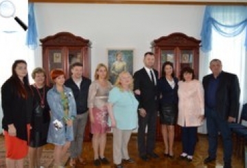 «Вступите до Євросоюзу і переженете нас у розвитку», — впевнені поляки