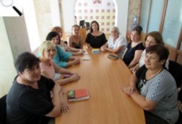 Під головуванням в.о. міського голови Оксани Гвозденко відбулося підведення підсумків за результатами проведення Міжнародного свята літератури і мистецтв «Лесині джерела»
