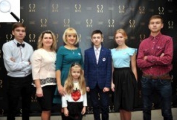Скандальний «ЖУК»: у кіно — свої актори, а у політиці?