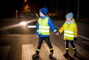 Пішоходи без світловідбивачів — камікадзе, які не дбають про безпеку