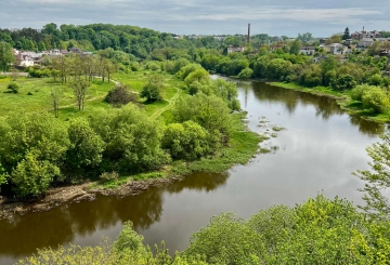 Чергові земельні ділянки біля Случі можуть стати приватними? У міській раді поки що це заперечують