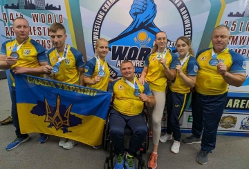 На чемпіонаті світу з параармреслінгу блискуче виступили наші спортсмени. Клуб «Фенікс» запрошує на тренування в команду особливих людей