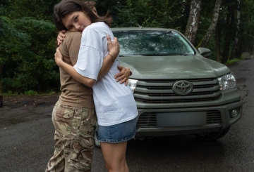 Ініціатива доньки захисників — збір коштів на пікапи для ЗСУ