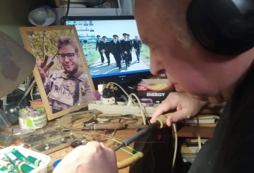 Світло на фронт — від діда Василя.  Працює на перемогу в пам’ять про онука Сергія Якубовича