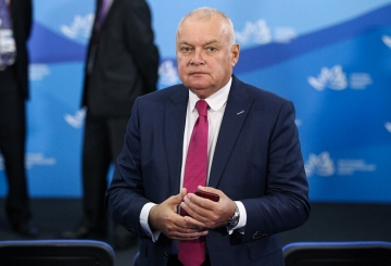 Співпадіння? Не думаю: у Криму спалили автомобілі рашистського пропагандиста Кисельова