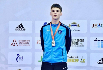 Артем Алексеєнко посів друге місце на міжнародній «Юнацькій лізі з карате» у Венеції