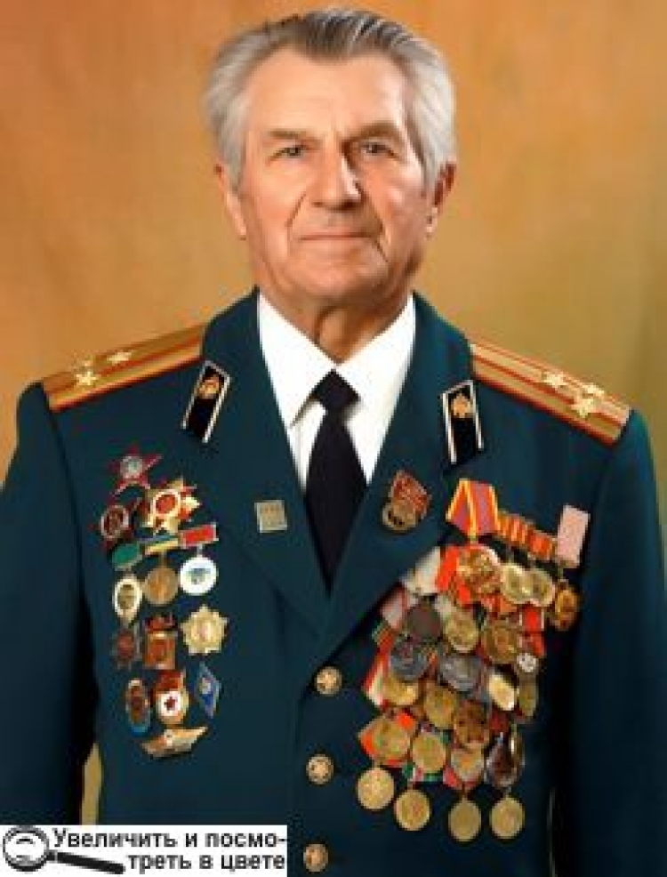 КРЕДО ПРИСЯЖНОГО — РОБИТИ ТЕ, ЧОГО НІХТО НЕ РОБИВ ДО ЦЬОГО!