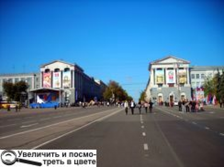 «НАС ЗУСТРІЧАЛИ ПРЕЗИДЕНТСЬКИМ КОРОВАЄМ!»
