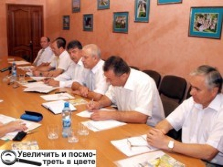 ПРЕСА І ВЛАДА. ЗАПИТАННЯ — ВІДПОВІДІ