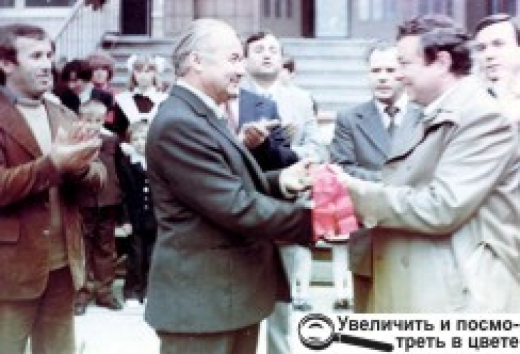 НАЙБІЛЬША ШКОЛА МІСТА СВЯТКУЄ СВОЄ 30-РІЧЧЯ