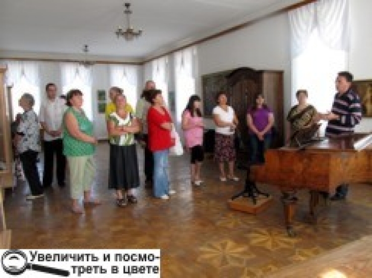 ПІШІ ПОХОДИ ПРОДОВЖУЮТЬСЯ...