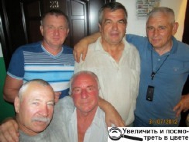 «РЕБЯТА С НАШЕГО ДВОРА…»