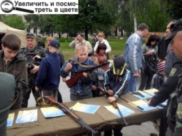 АНШЛАГ НА ВИСТАВЦІ БОЙОВОЇ ТЕХНІКИ ТА СТРІЛЕЦЬКОГО ОЗБРОЄННЯ БРИГАДИ