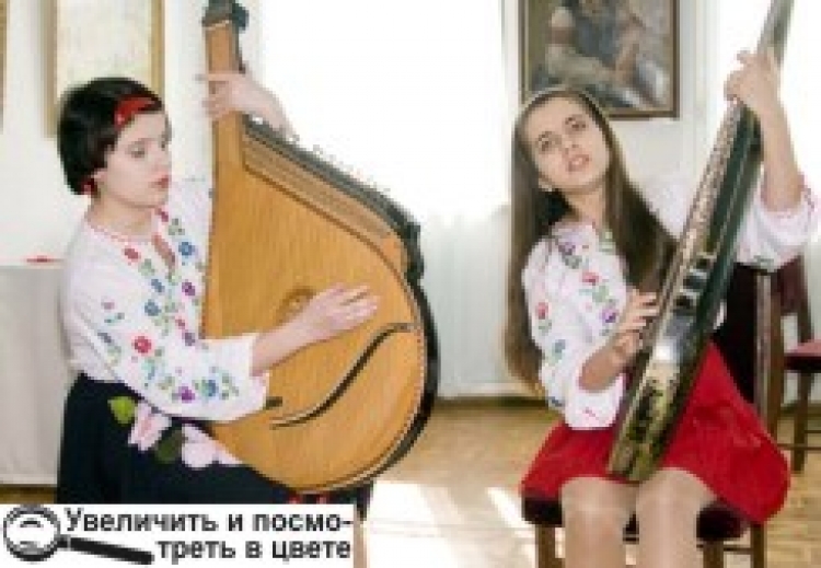 Осінь багата на свята для працівників культури