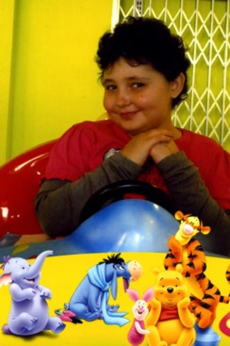 Італійці врятували Світланку Радчук від лейкозу. А що чекає на дівчинку в Україні?..