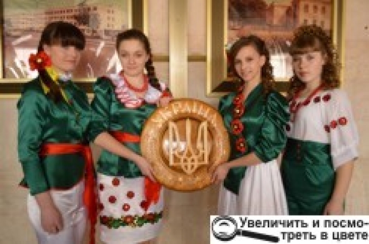 У професійному ліцеї навчатимуть на перукаря та візажиста