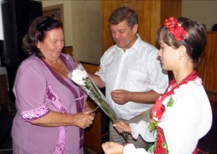 Керівництво району вручило багатодітним матерям почесні відзнаки «Мати-героїня»