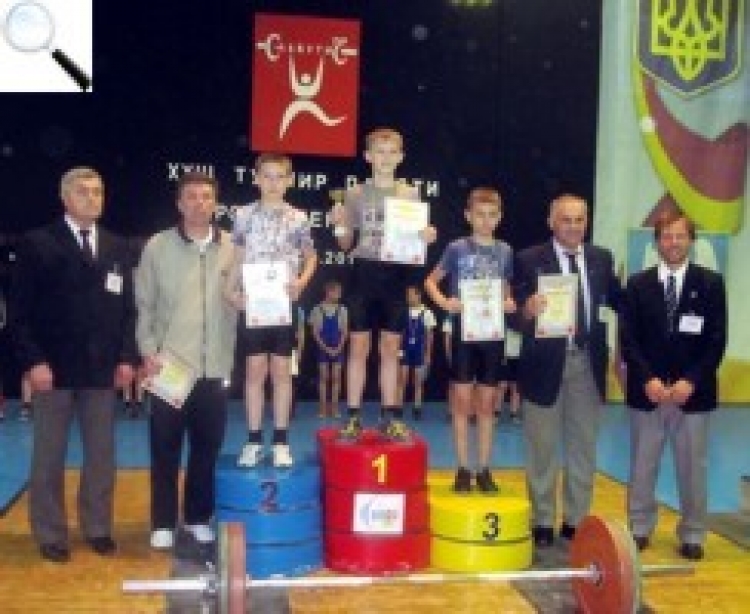 Важкоатлети творять історію: вперше — з медалями чемпіонату України!