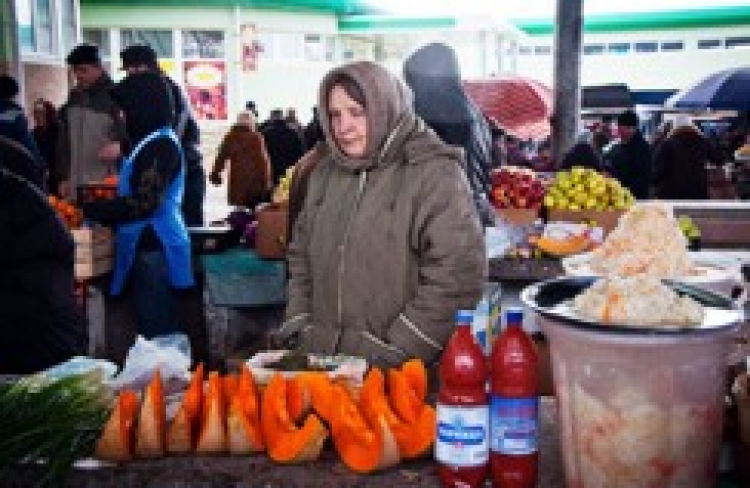 Лютий лютує