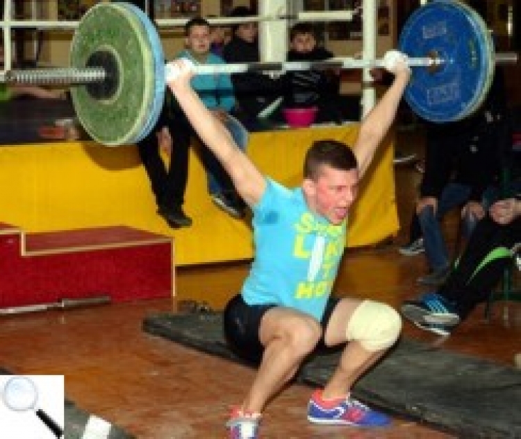 Юні важкоатлети Звягельщини — найсильніші в області