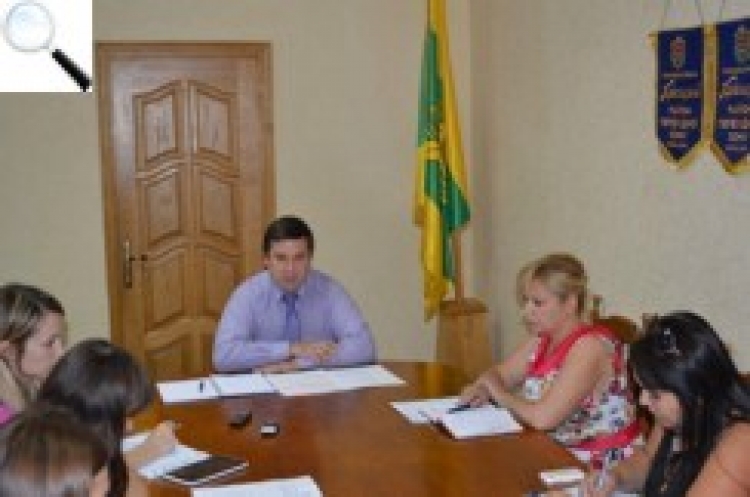 Адмінреформа, закриття шкіл та виконання бюджету