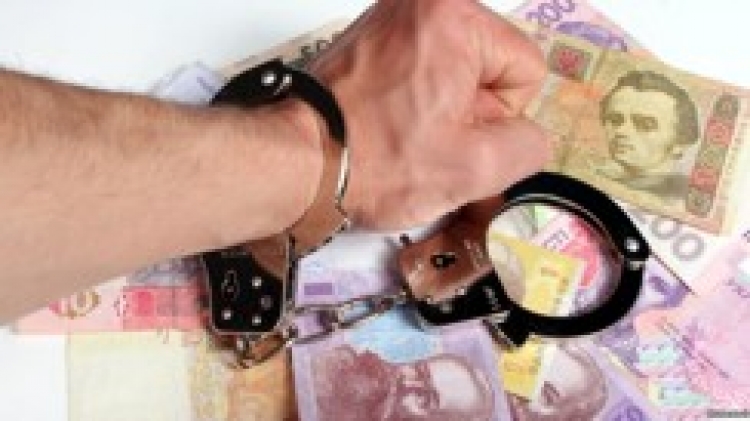 Шахраї активізували наступ на Новоград. Звідусіль…