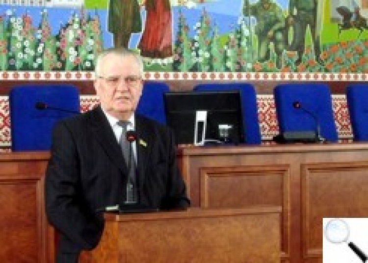 Черговий резонансний злочин у Новограді: у Віктора Весельського з дому вкрали 12 тисяч доларів США