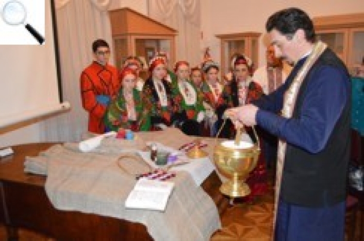 Кожен може долучитися до вишивання рушника Олени Пчілки