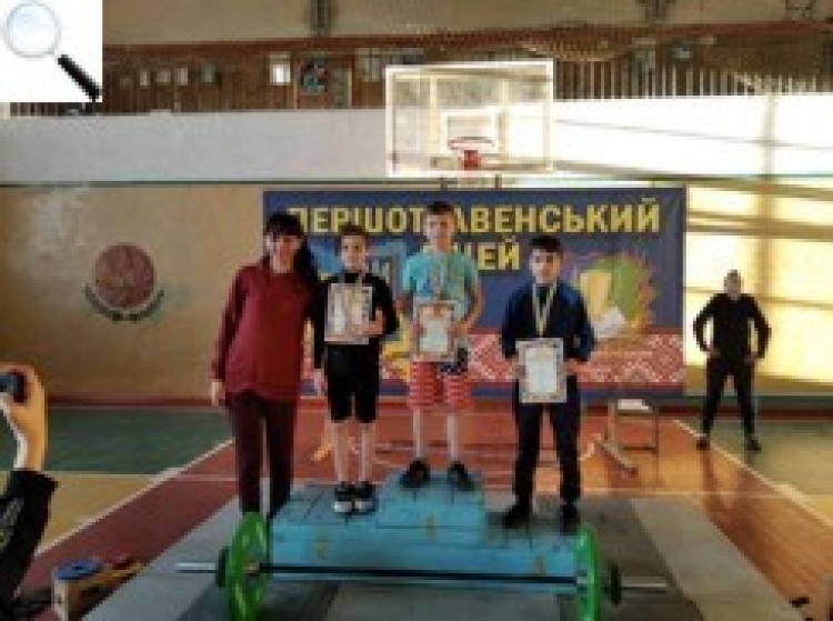 Юні силачі — знову з медалями