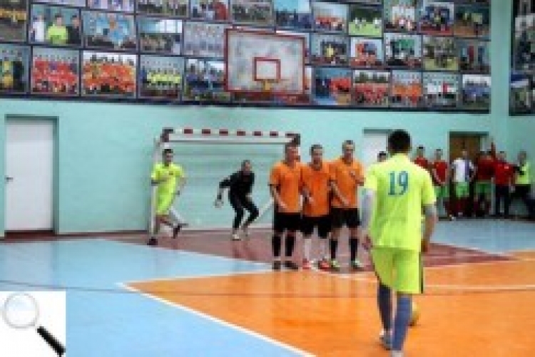 Футзальний турнір «Різдвяні дзвони»: заграла «важка артилерія»