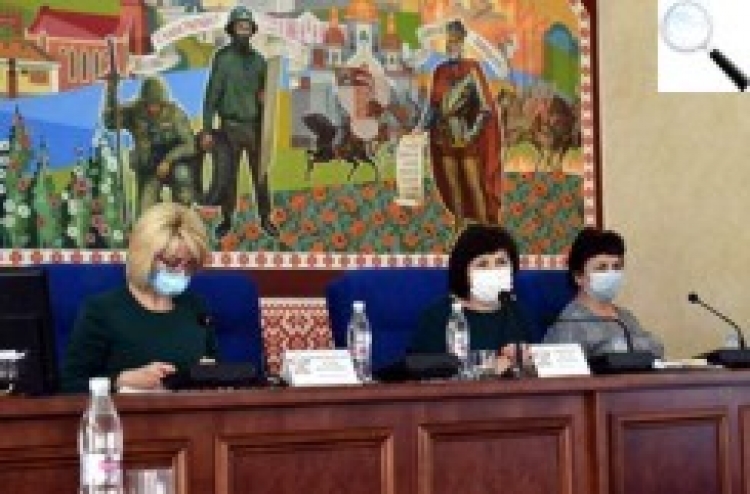 На 50-тисячний Новоград — лише 50 експрес-тестів. Дев’ять із них уже використано…