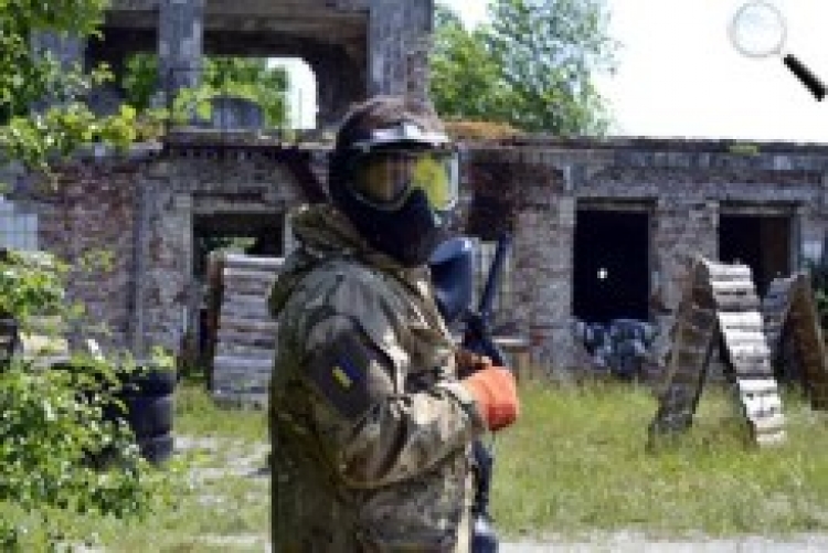 У Новограді відбувся перший міський турнір із пейнтболу