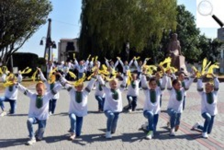 Церемонія підняття Державного Прапора України
