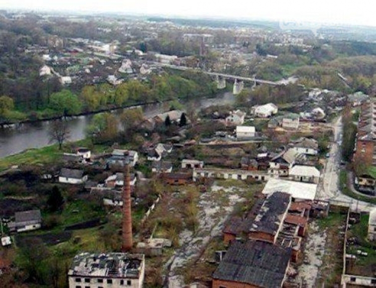 Прокуратура вбачає зловживання службовим становищем службовими особами міської ради