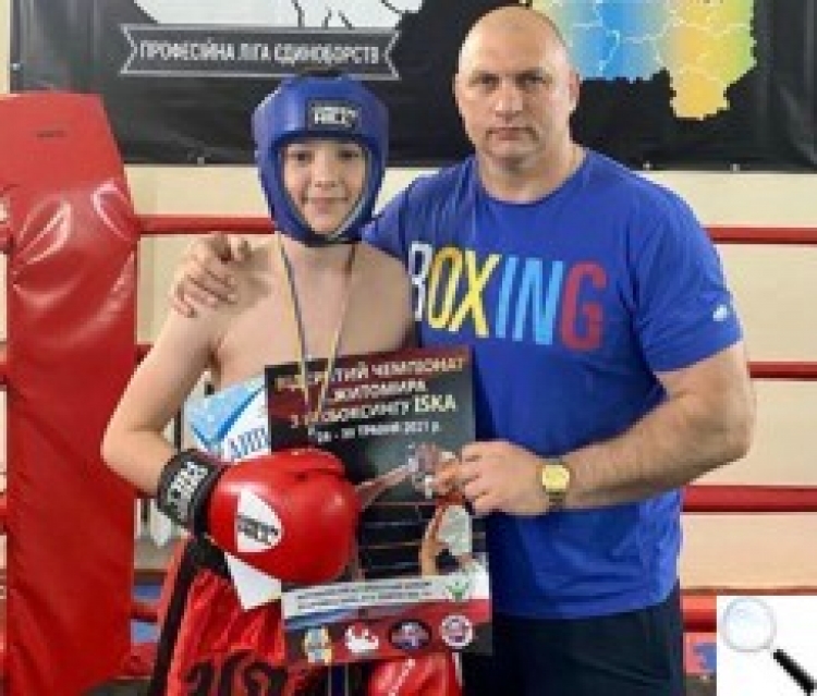 Звягельські кікбоксери провели «розвідку боєм» перед чемпіонатом України
