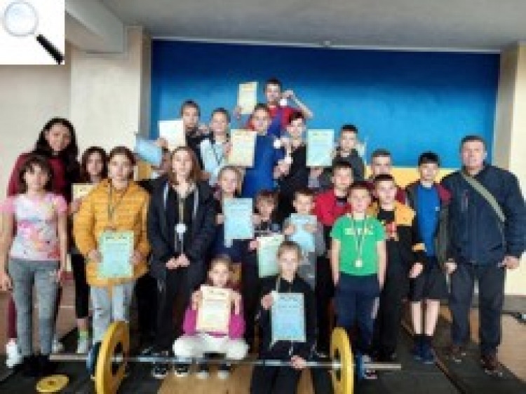 Здобули путівки на чемпіонат України