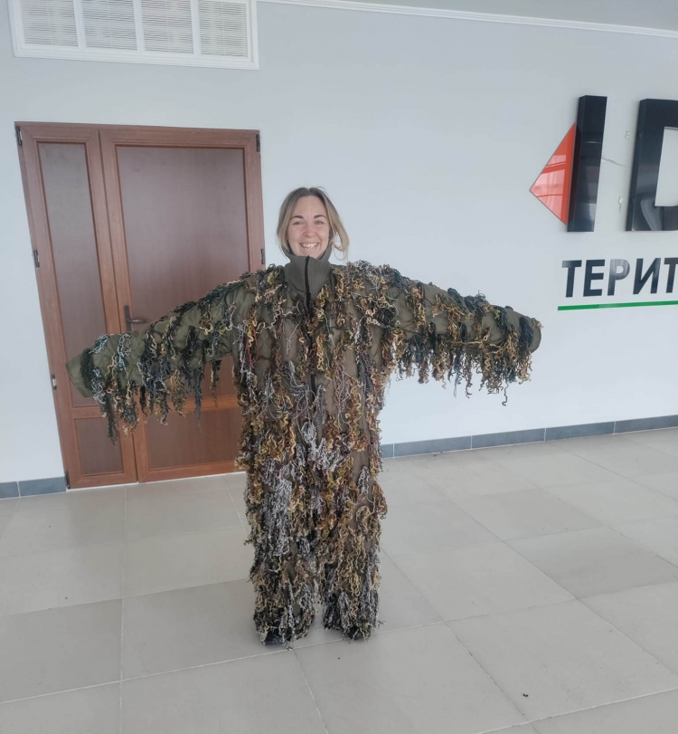 Замовлення на маскувальні костюми надходять з інших міст